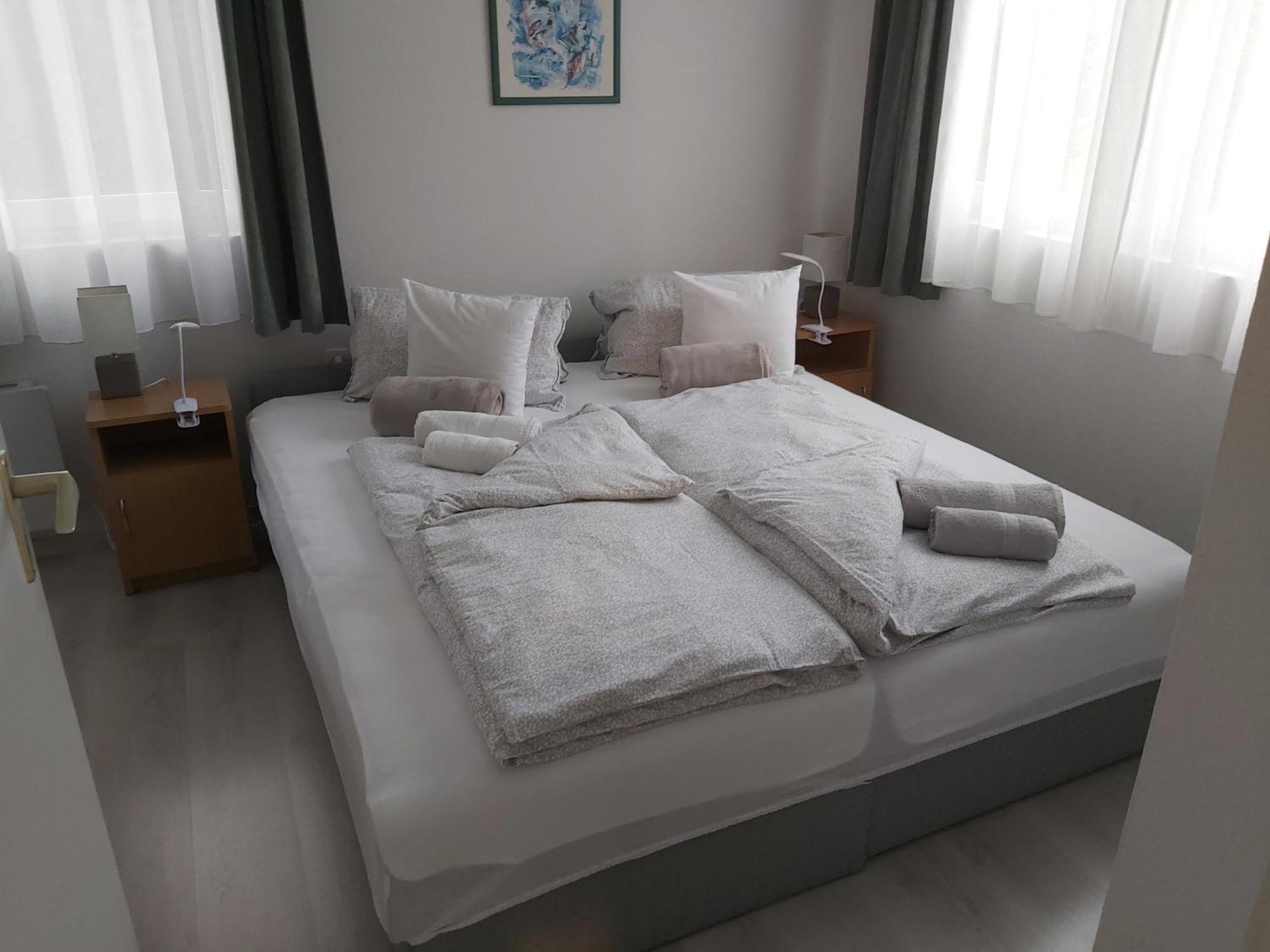 Апартаменти Apartmanhaz Horvath Балатонбоглар Екстер'єр фото